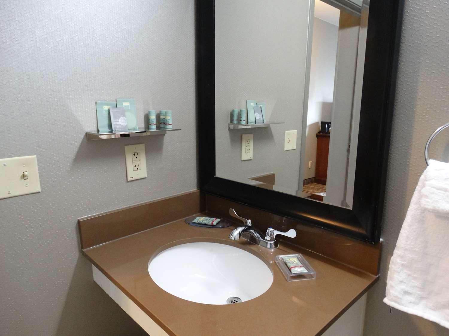 Best Western Wichita Northeast Buitenkant foto