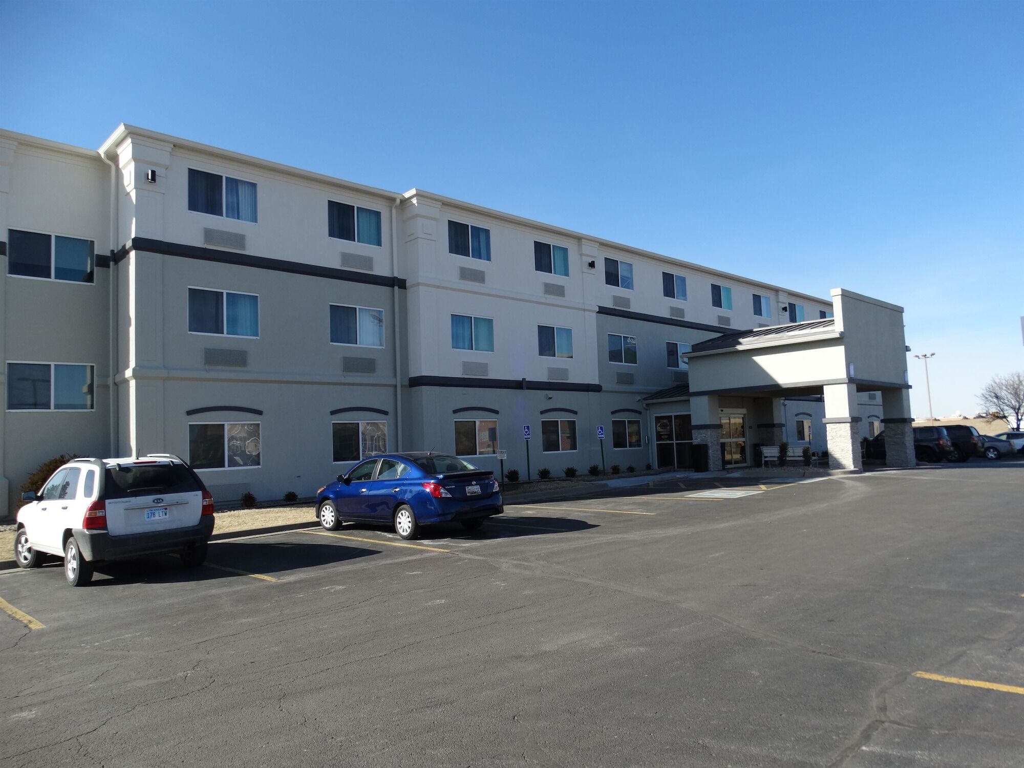 Best Western Wichita Northeast Buitenkant foto